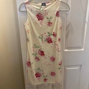 Dress with rose motif Size S